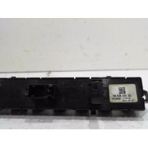 BOUTON DE WARNING PEUGEOT 3008