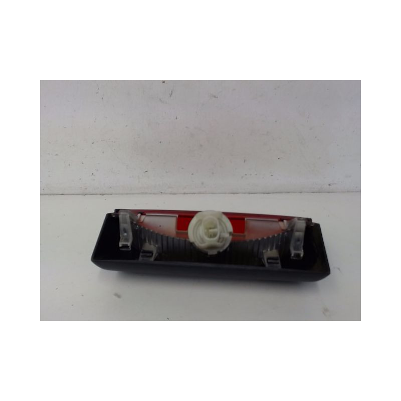 FEUX STOP SUPPLEMENTAIRE NISSAN MICRA