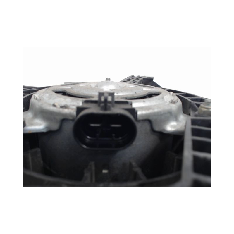 MOTEUR VENTILATEUR RADIATEUR FIAT PUNTO
