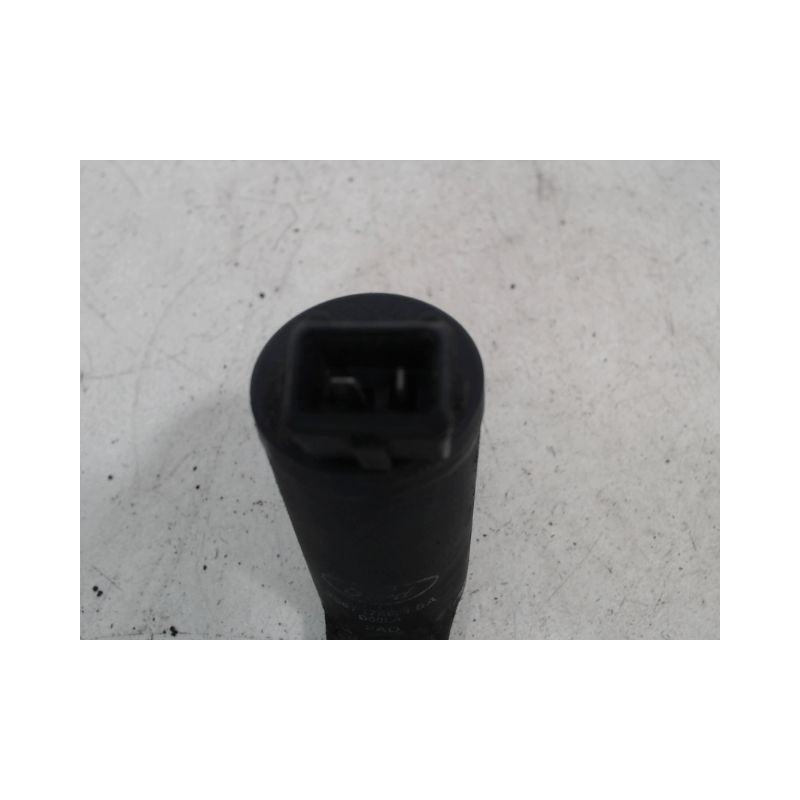 POMPE LAVE-GLACE AVANT FORD FIESTA