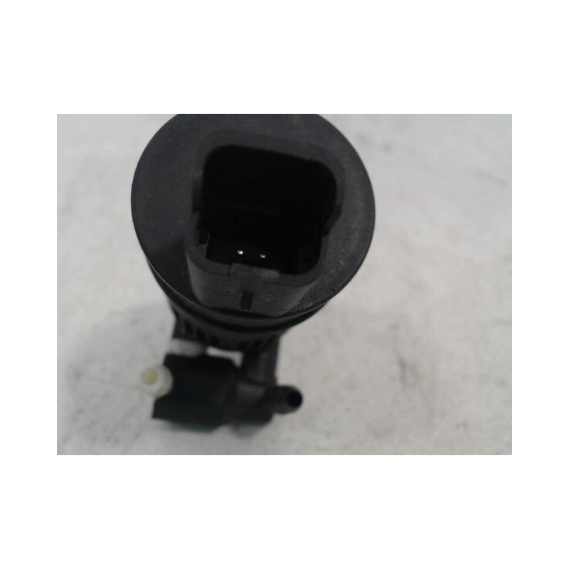 POMPE LAVE-GLACE AVANT RENAULT CLIO