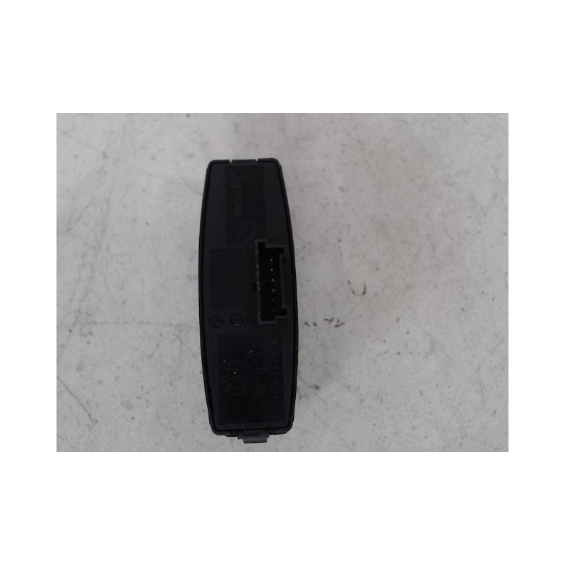 BOUTON DE WARNING B.M.W. SERIE 1