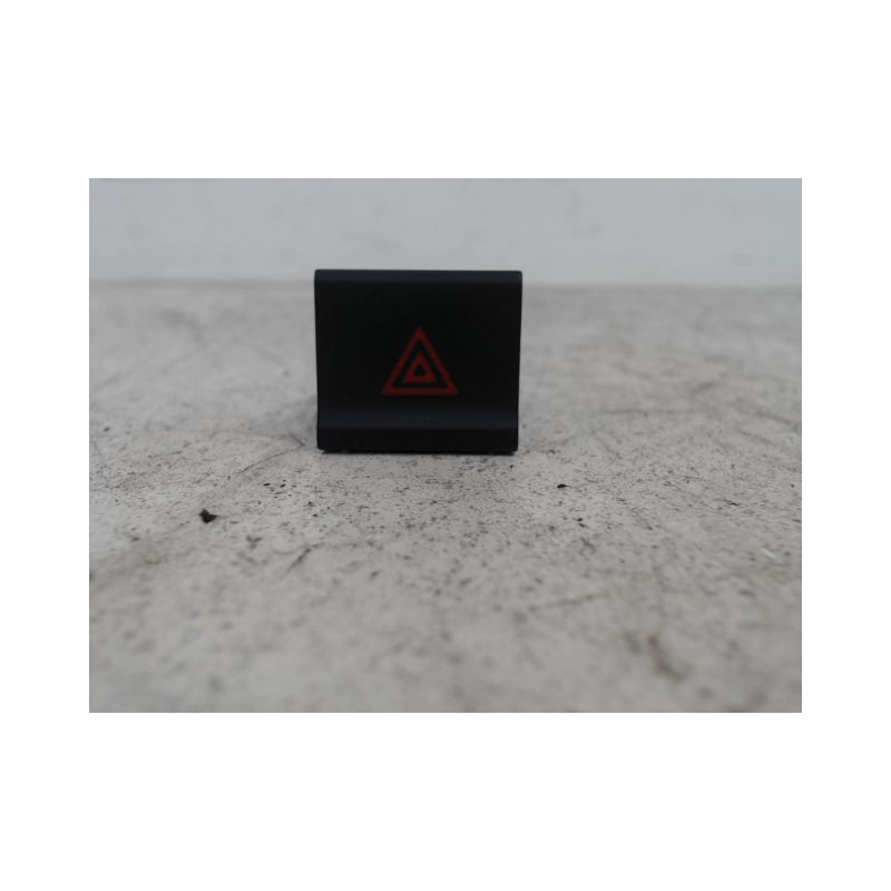 BOUTON DE WARNING VOLKSWAGEN POLO