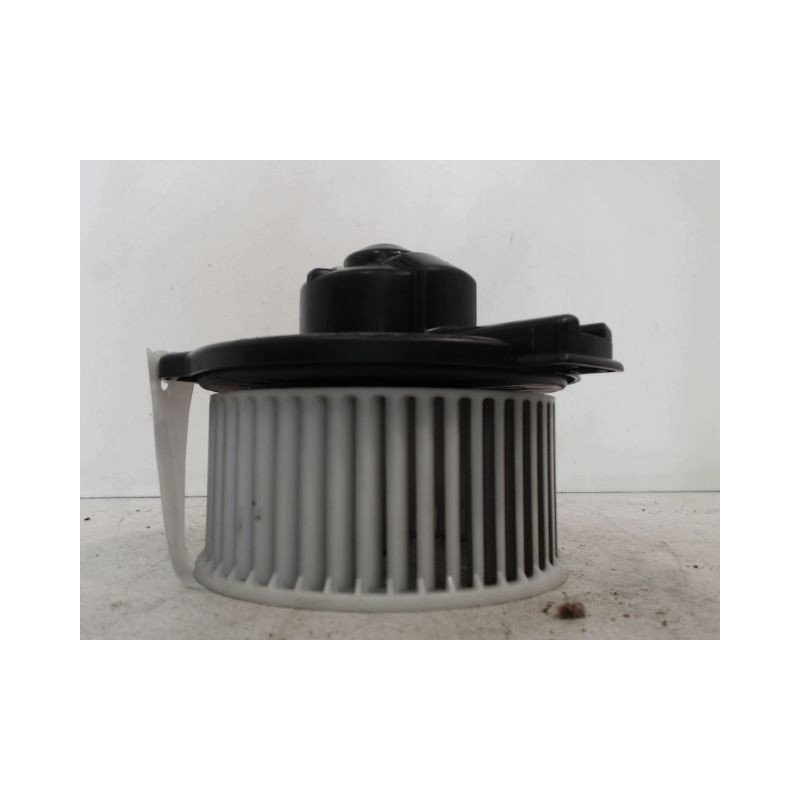 MOTEUR VENTILATEUR CHAUFFAGE MAZDA 2