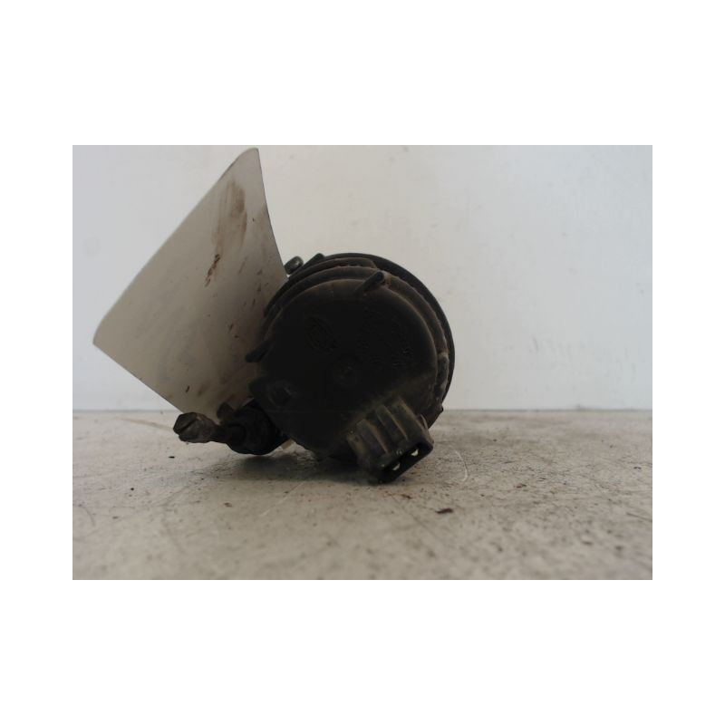 PHARE ANTIBROUILLARD AVANT GAUCHE OPEL ZAFIRA