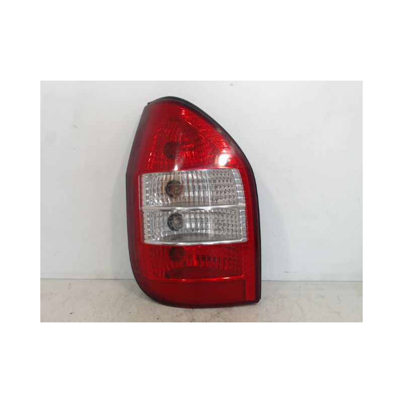 FEU ARRIERE GAUCHE  OPEL ZAFIRA