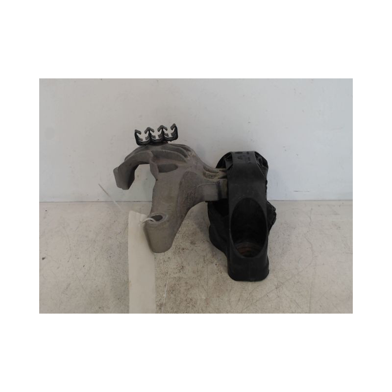 SUPPORT MOTEUR RENAULT CLIO 1.5 dCi 90