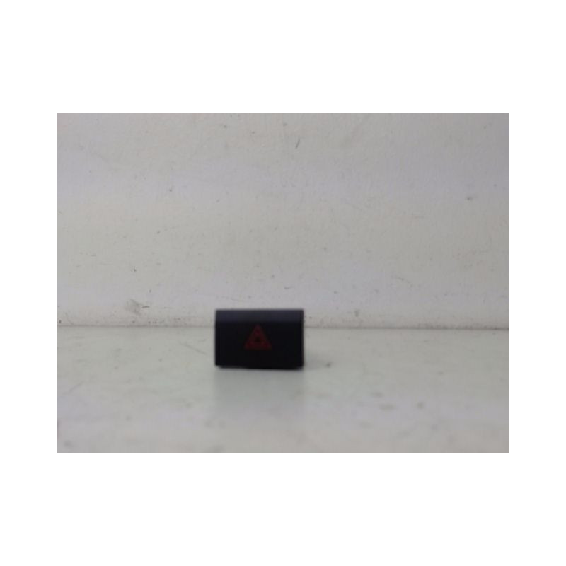 BOUTON DE WARNING VOLKSWAGEN POLO