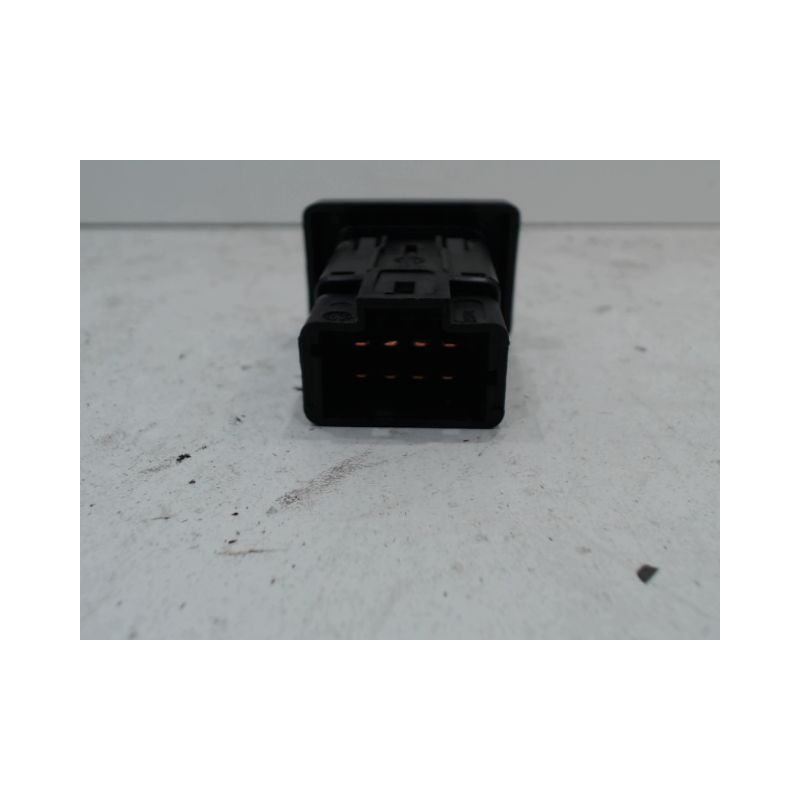 BOUTON DE WARNING DACIA LOGAN