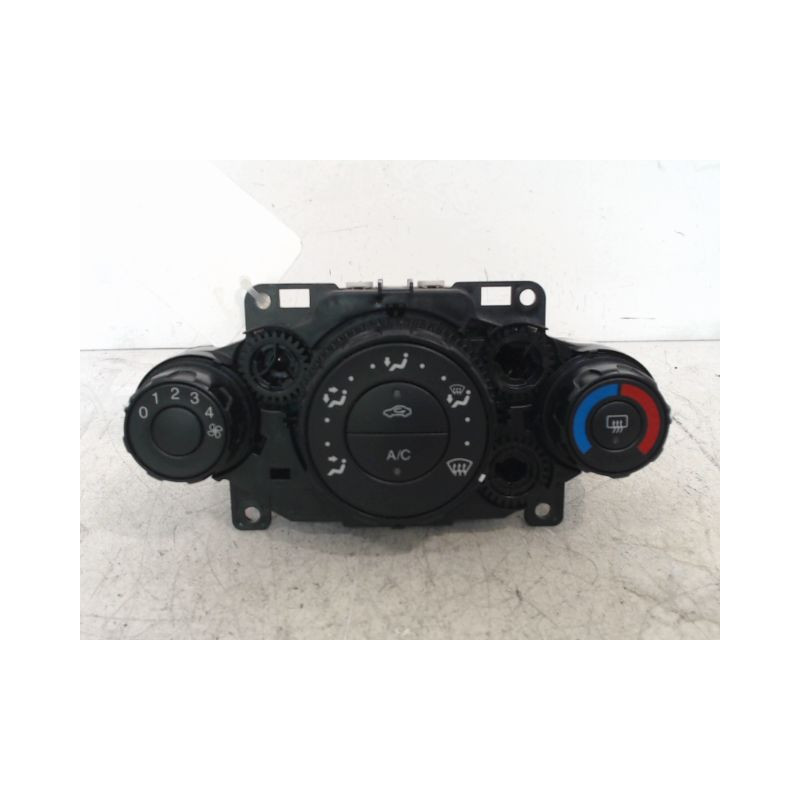 COMMANDE DE CHAUFFAGE FORD FIESTA