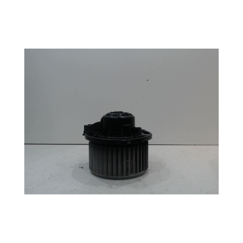 VENTILATEUR DE CHAUFFAGE TOYOTA AVENSIS