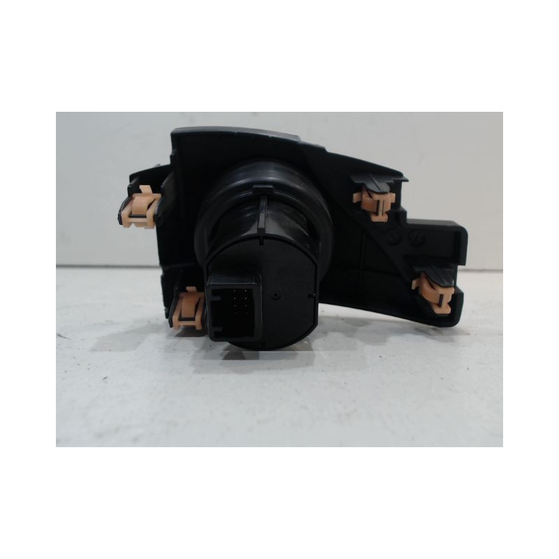 BOUTON DE DEMARRAGE SUZUKI SWIFT