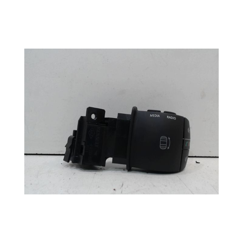 COMMANDE AUTORADIO RENAULT SCENIC III