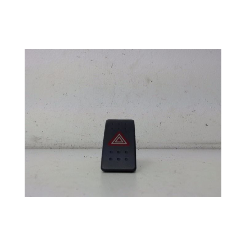 BOUTON DE WARNING SUZUKI SWIFT
