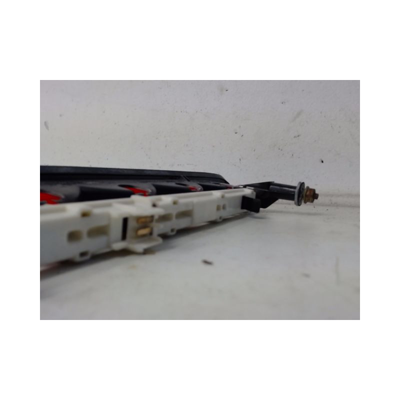 FEUX STOP SUPPLEMENTAIRE SUZUKI SWIFT