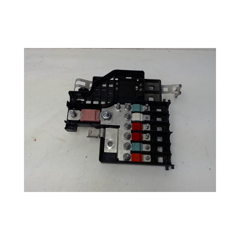 PLATINE FUSIBLE AVANT RENAULT ZOE