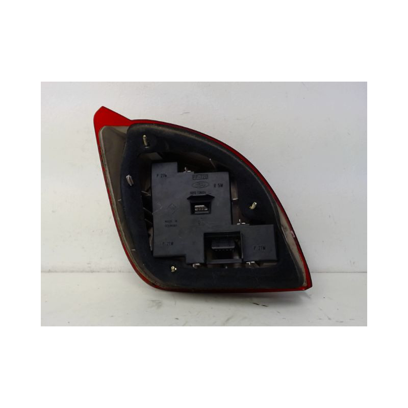 FEU ARRIERE DROIT FORD FIESTA