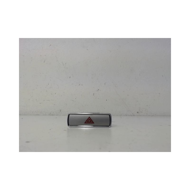 BOUTON DE WARNING FORD MONDEO