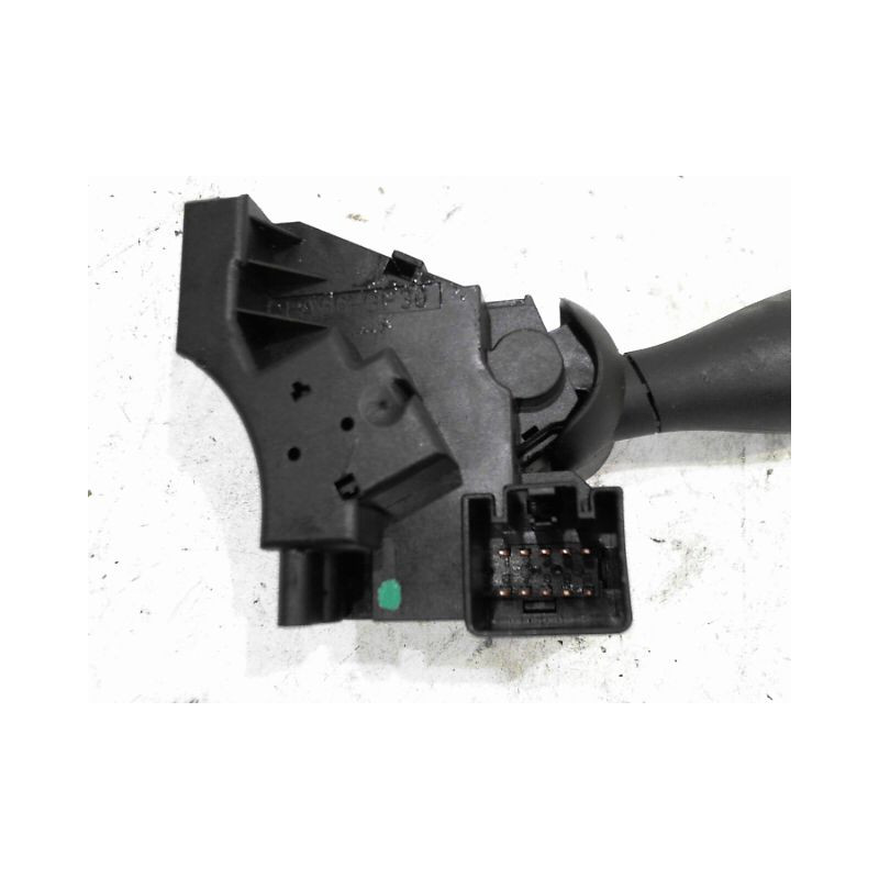 COMMANDE CLIGNOTANT FORD FIESTA