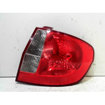 FEU ARRIERE DROIT HYUNDAI GETZ