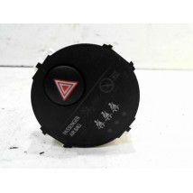 BOUTON DE WARNING TOYOTA YARIS