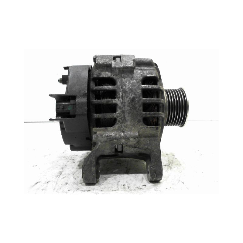 ALTERNATEUR RENAULT CLIO