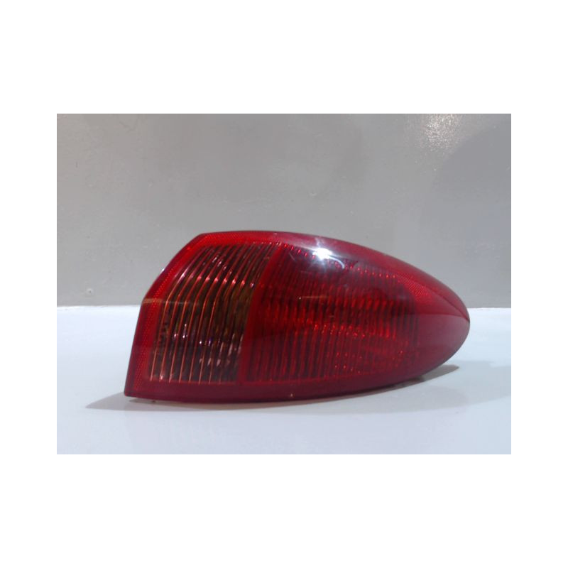 FEU ARRIERE DROIT ALFA ROMEO 147 5P