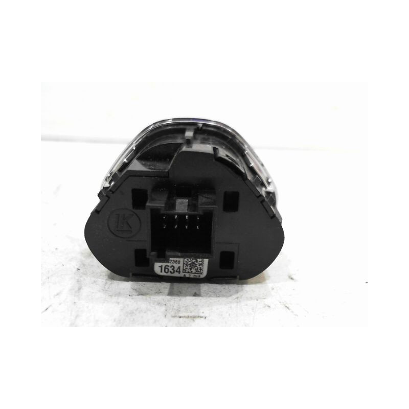 BOUTON DE WARNING OPEL CORSA