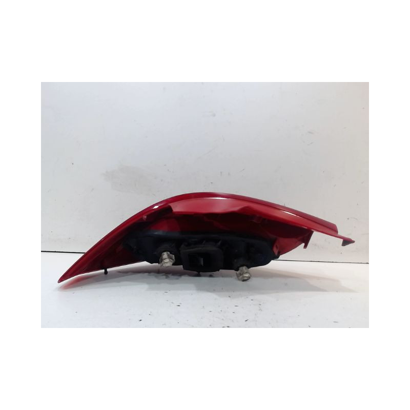 FEU ARRIERE DROIT OPEL CORSA