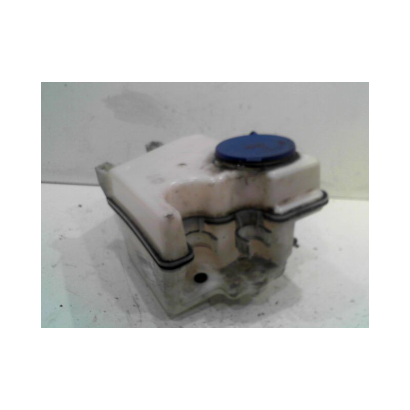 RESERVOIR LAVE-GLACE AVANT MERCEDES CLASSE B