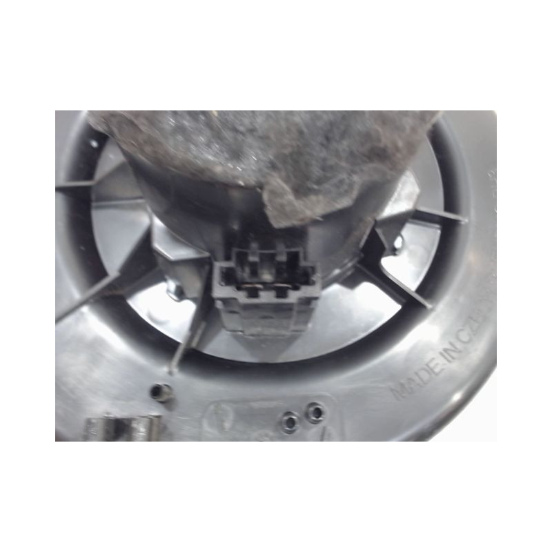 MOTEUR VENTILATEUR CHAUFFAGE SKODA FABIA