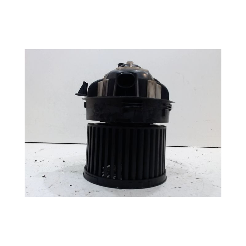 MOTEUR VENTILATEUR CHAUFFAGE PEUGEOT 308