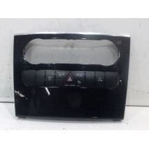 BOUTON DE WARNING MERCEDES CLASSE ML