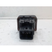 BOUTON DE WARNING NISSAN NOTE