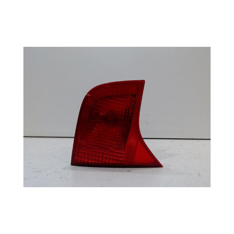 FEU ARRIERE INTERIEUR GAUCHE AUDI A4