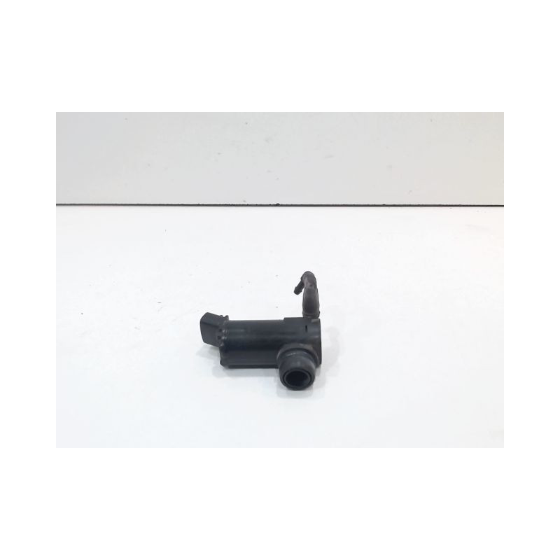 POMPE LAVE-GLACE AVANT TOYOTA RAV4