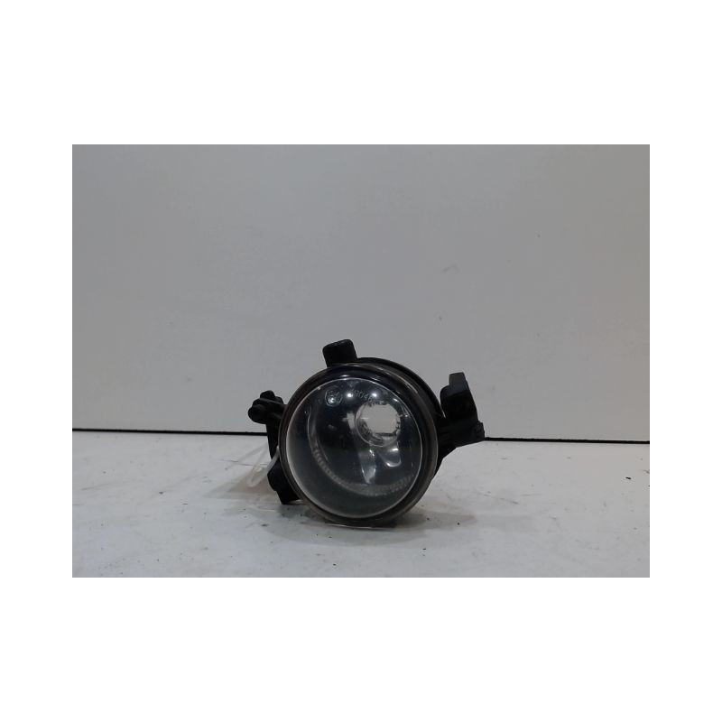 PHARE ANTIBROUILLARD AVANT DROIT FORD FOCUS