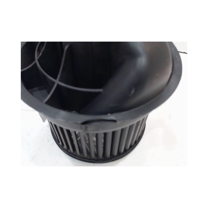 MOTEUR VENTILATEUR CHAUFFAGE TOYOTA AYGO