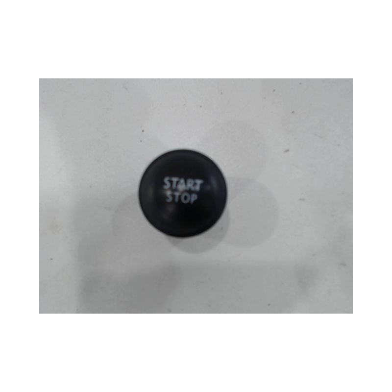 BOUTON DE DEMARRAGE RENAULT CLIO