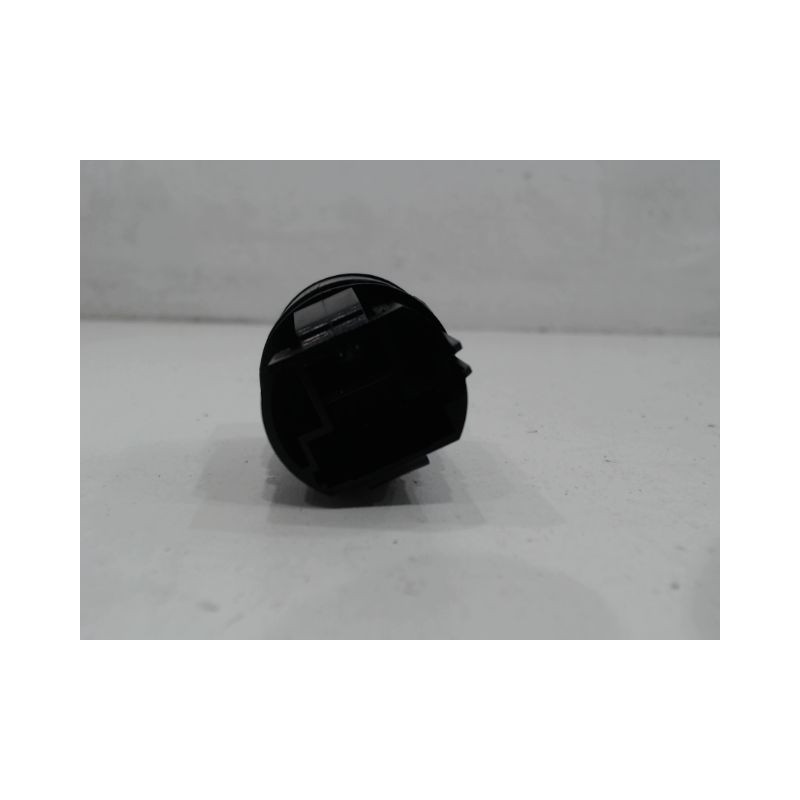 BOUTON DE DEMARRAGE RENAULT CLIO