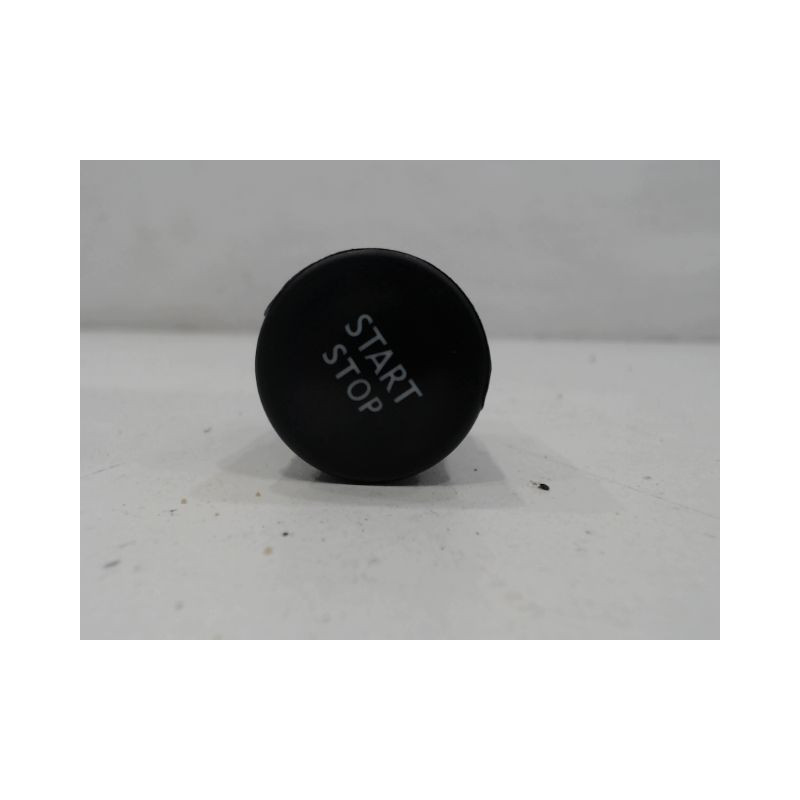 BOUTON DE DEMARRAGE RENAULT CLIO