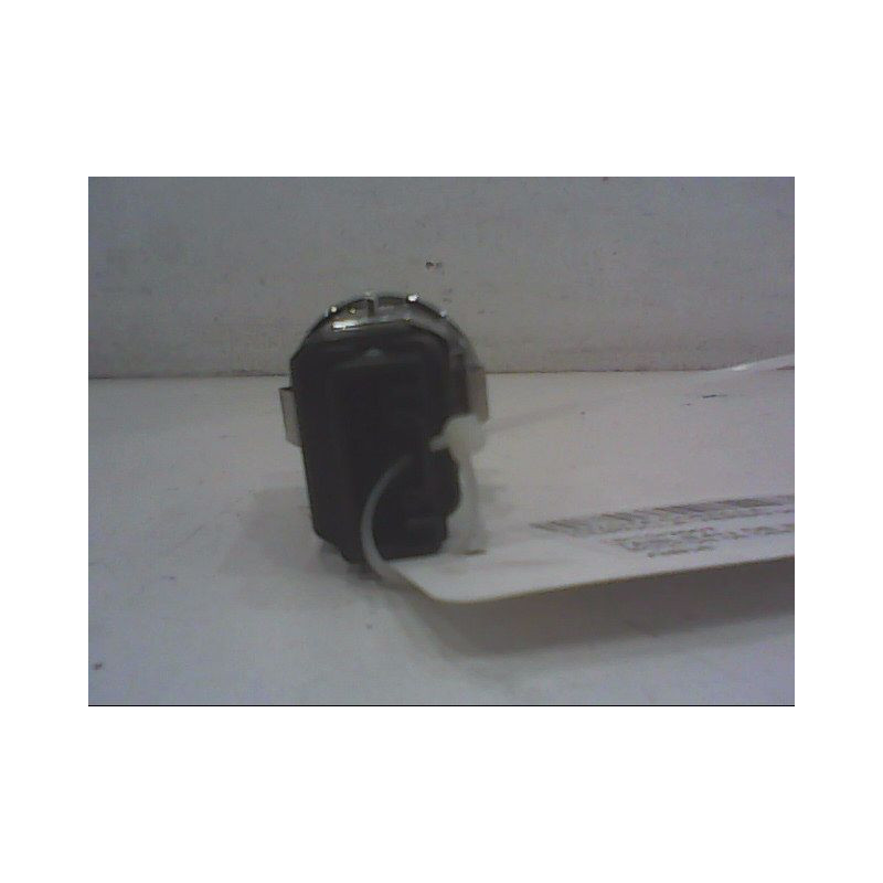 BOUTON DE DEMARRAGE TOYOTA COROLLA VERSO 2007-