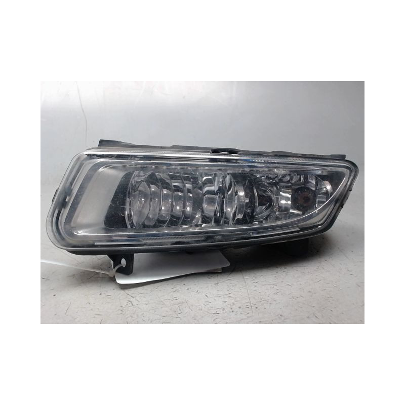 PHARE ANTIBROUILLARD AVANT GAUCHE VOLKSWAGEN POLO 2009-