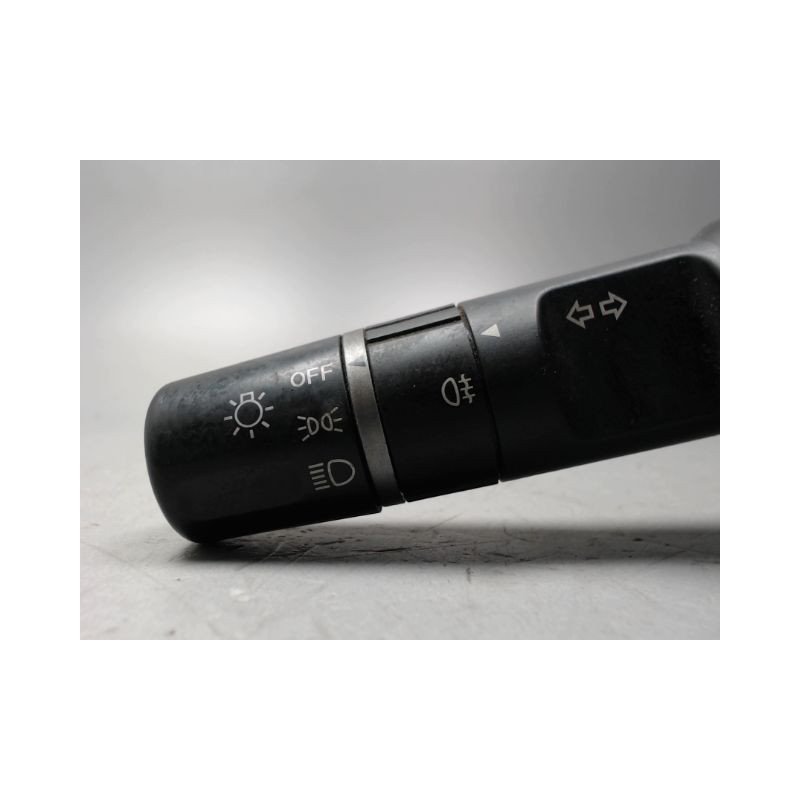 COMMANDE CLIGNOTANT MAZDA 2