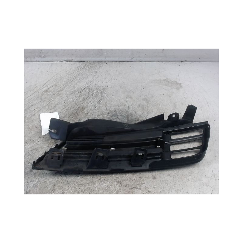 GRILLE CALANDRE DROIT NISSAN MICRA 2003-2005