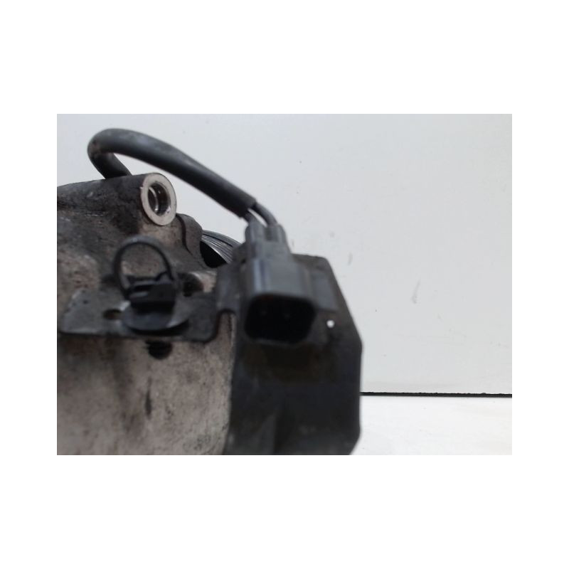 COMPRESSEUR AIR CONDITIONNE FORD FIESTA