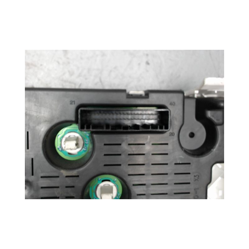 BLOC COMPTEURS RENAULT MODUS