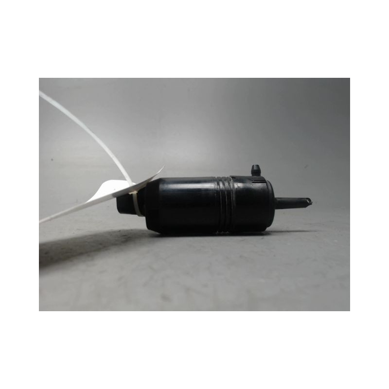 POMPE LAVE-GLACE AVANT CADILLAC SEVILLE