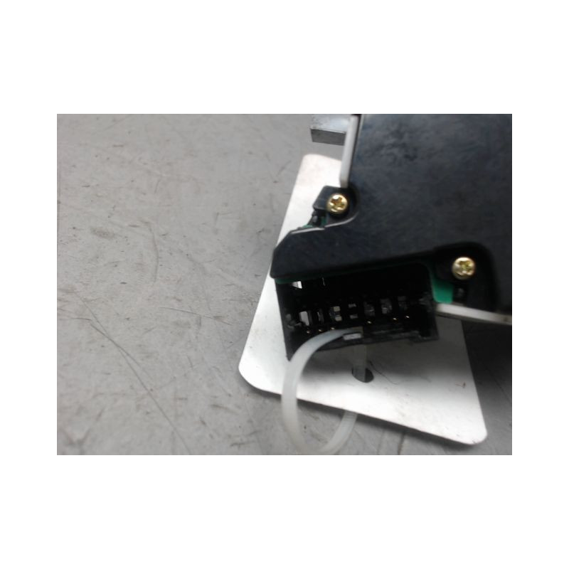 COMMANDE ESSUIE GLACE NISSAN NOTE