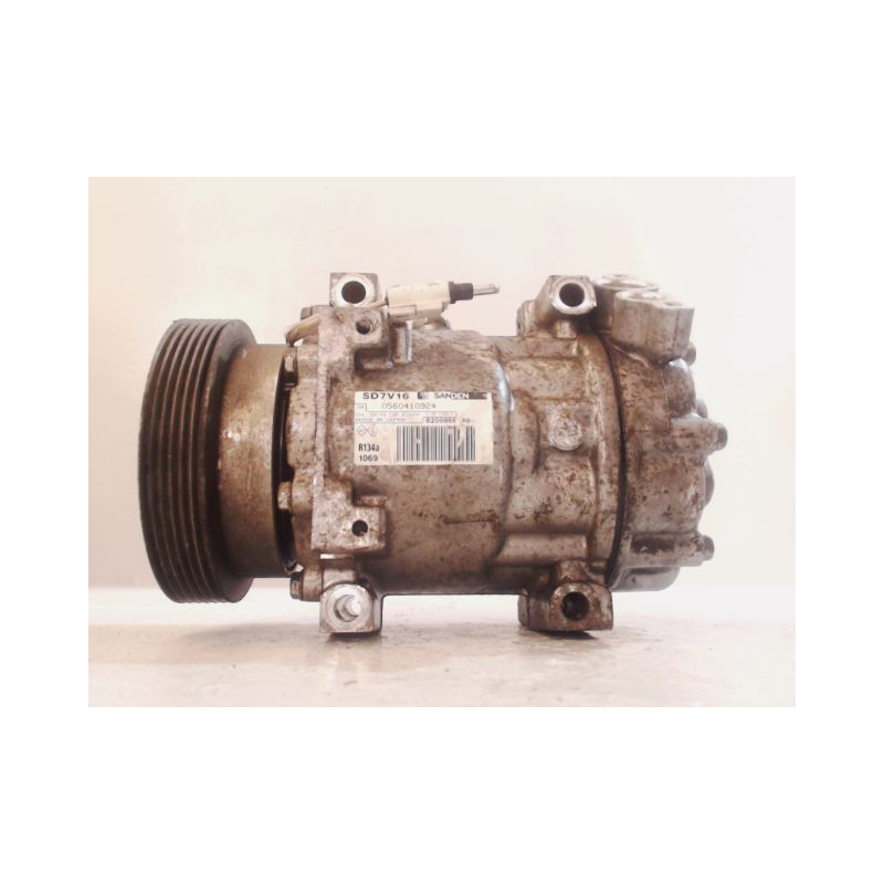 COMPRESSEUR AIR CONDITIONNE DACIA SANDERO